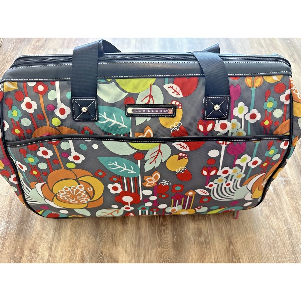 Lily Bloom Bliss 22 Inch Duffel Bag with 2-Rolling Wheels Weekender Carry On